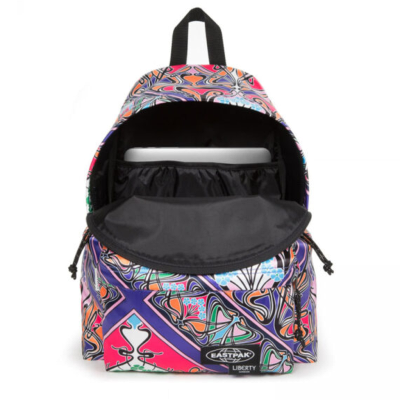 Mochila Eastpak Liberty London Pink | Estilo Exclusivo en Tu Espalda