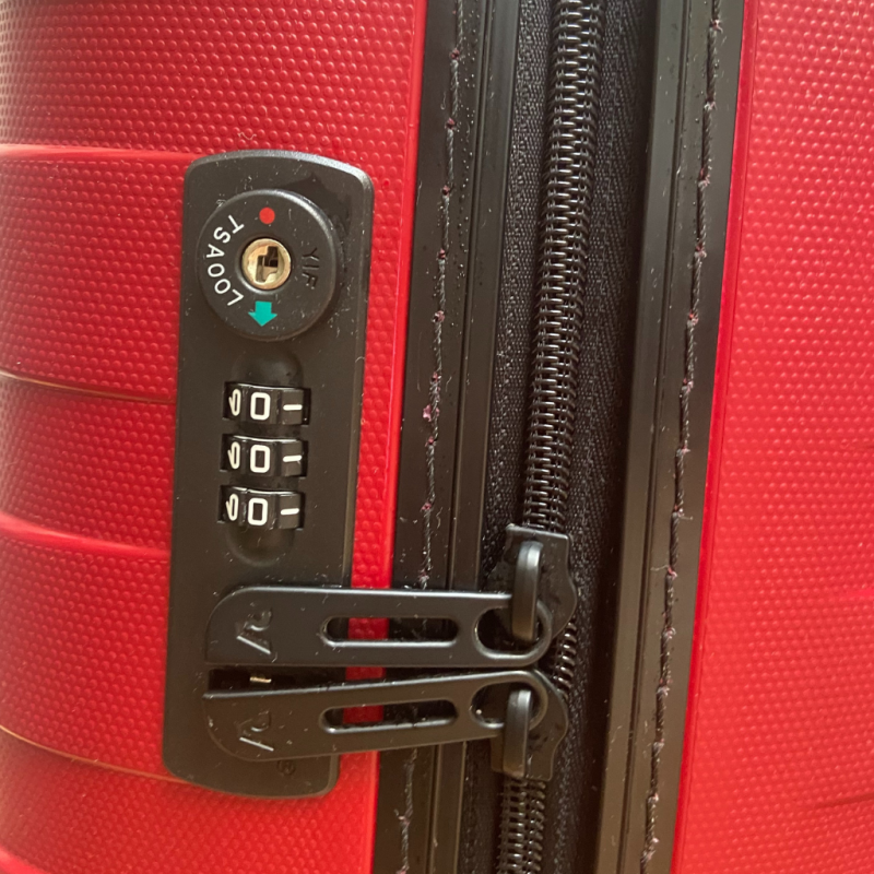 Mala Roncato Box Cabin em segunda mão - Qualidade e poupança